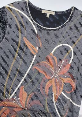 Jess & Jane Triple Lily Burnout Textured Tunic Women's Large Asymmetrical Hem